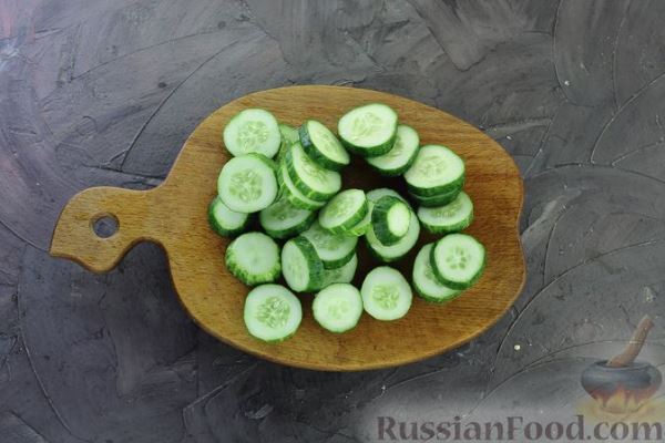 Салат из баклажанов с огурцами и перцем, в томатном соусе (на зиму)