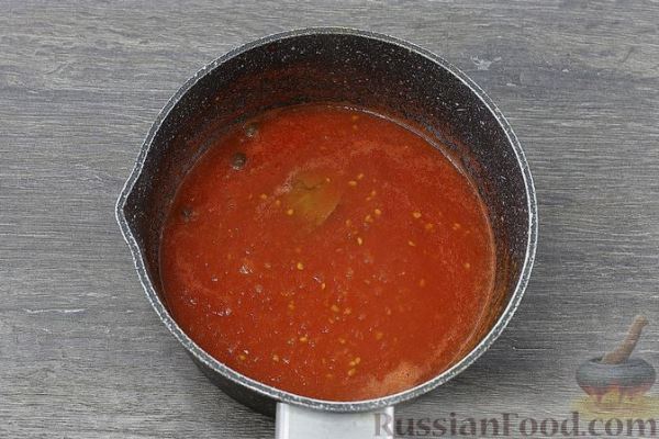 Котлеты из куриных желудков в томатном соусе