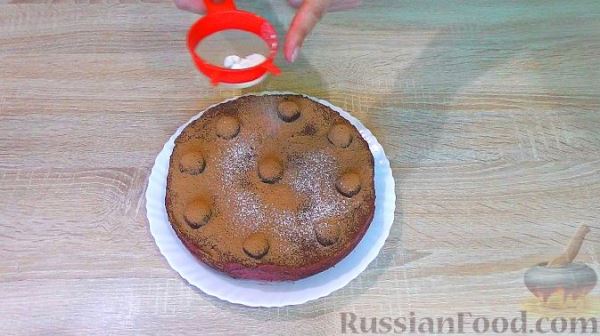 Шоколадный пирог с фруктовой пропиткой (в мультиварке)